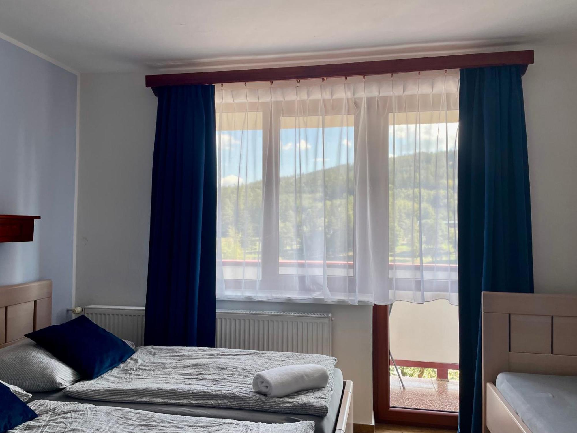Penzion U Přehrady Luhačovice Zimmer foto