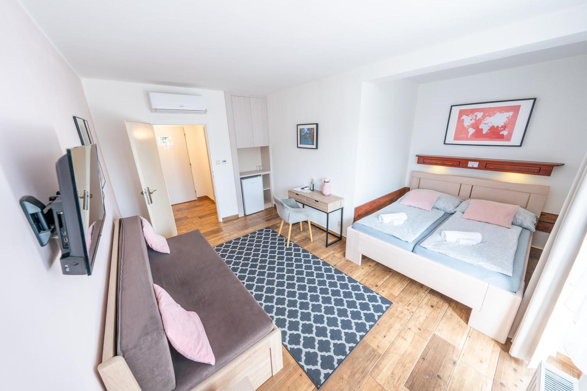 Penzion U Přehrady Luhačovice Exterior foto