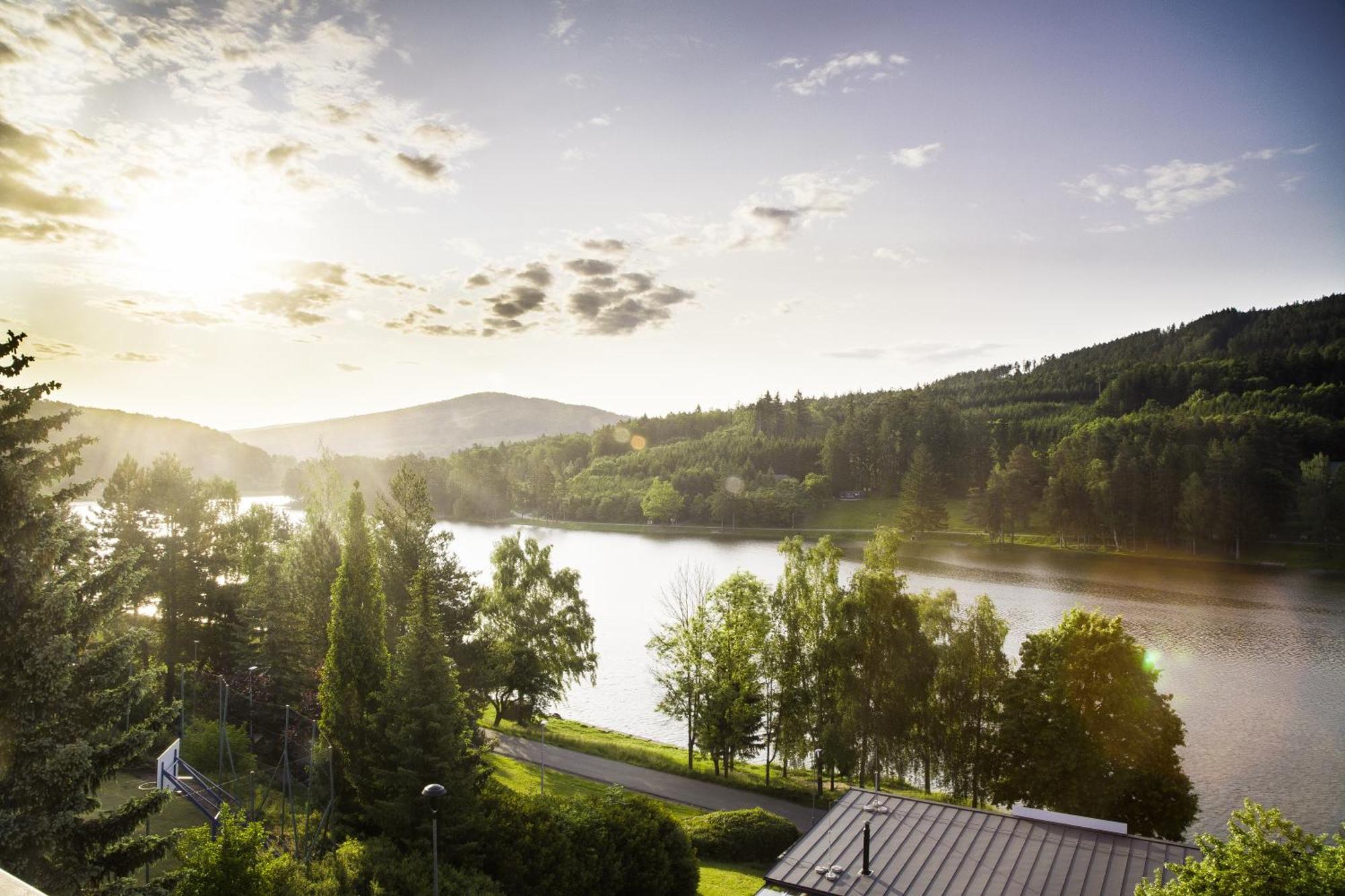 Penzion U Přehrady Luhačovice Exterior foto